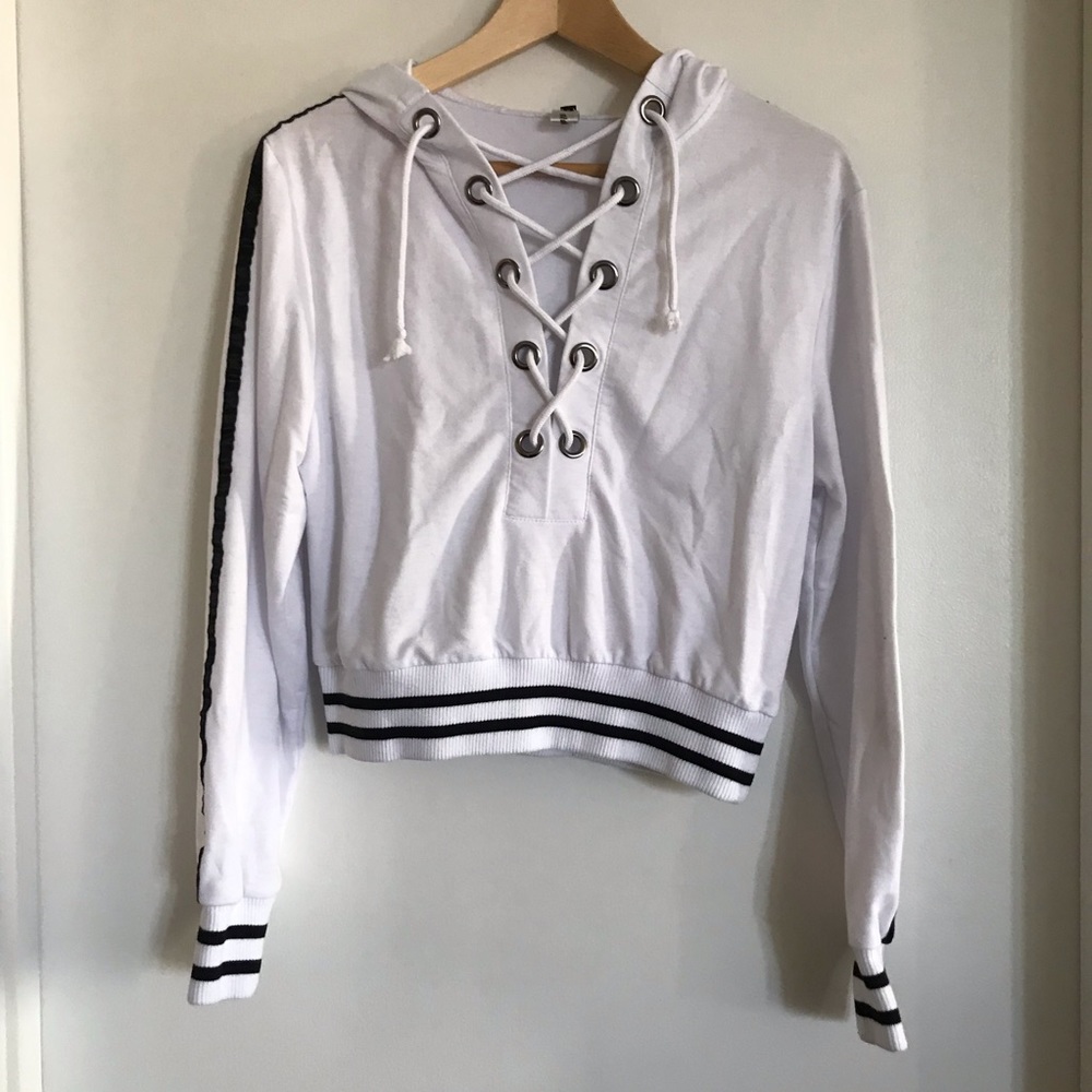 Lace up crop hoodie